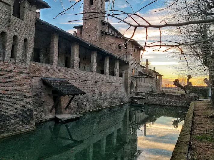 Castello Visconteo di Pagazzano, Italy